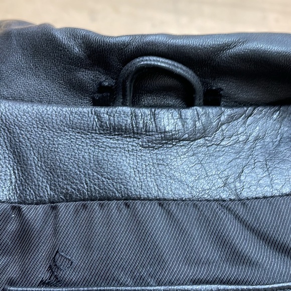 Danier genuine leather woman’s coat. - Picture 12 of 12